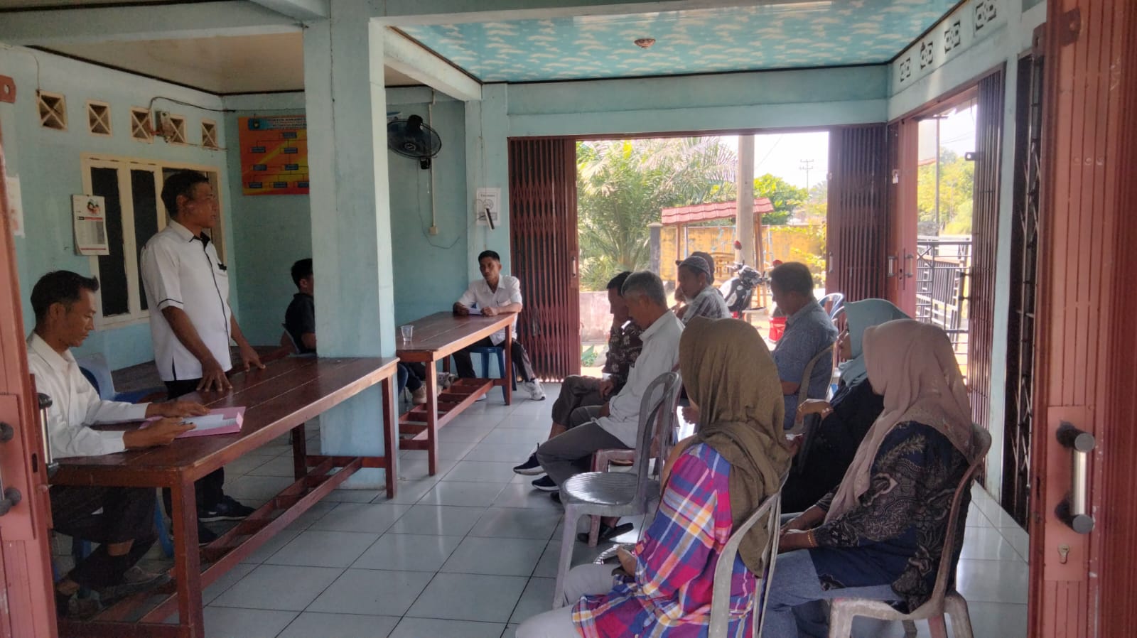 Desa Padang Burnai Gelar Musyawarah Pra Pelaksanaan Pembangunan Talud Dan Rabat Beton